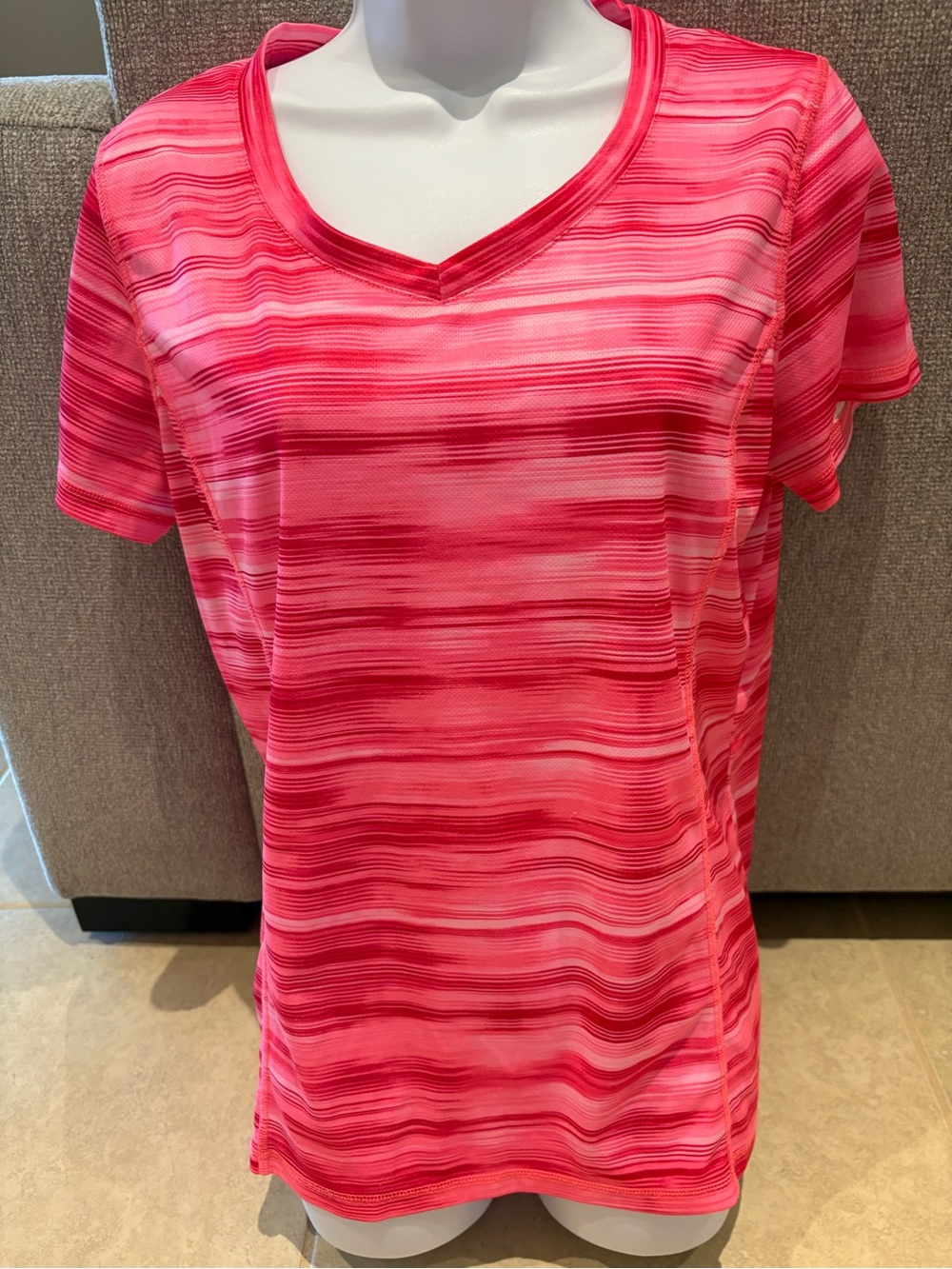 Made For Life Women's Pink Striped Athletic Top Size L Short Sleeve Quick Dry